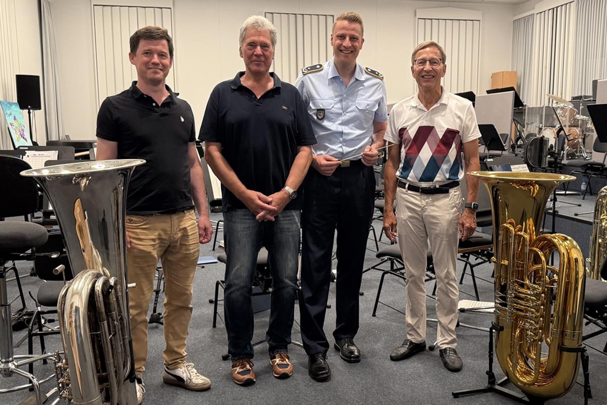 Luftwaffenmusikkorps spielt in Stadthalle