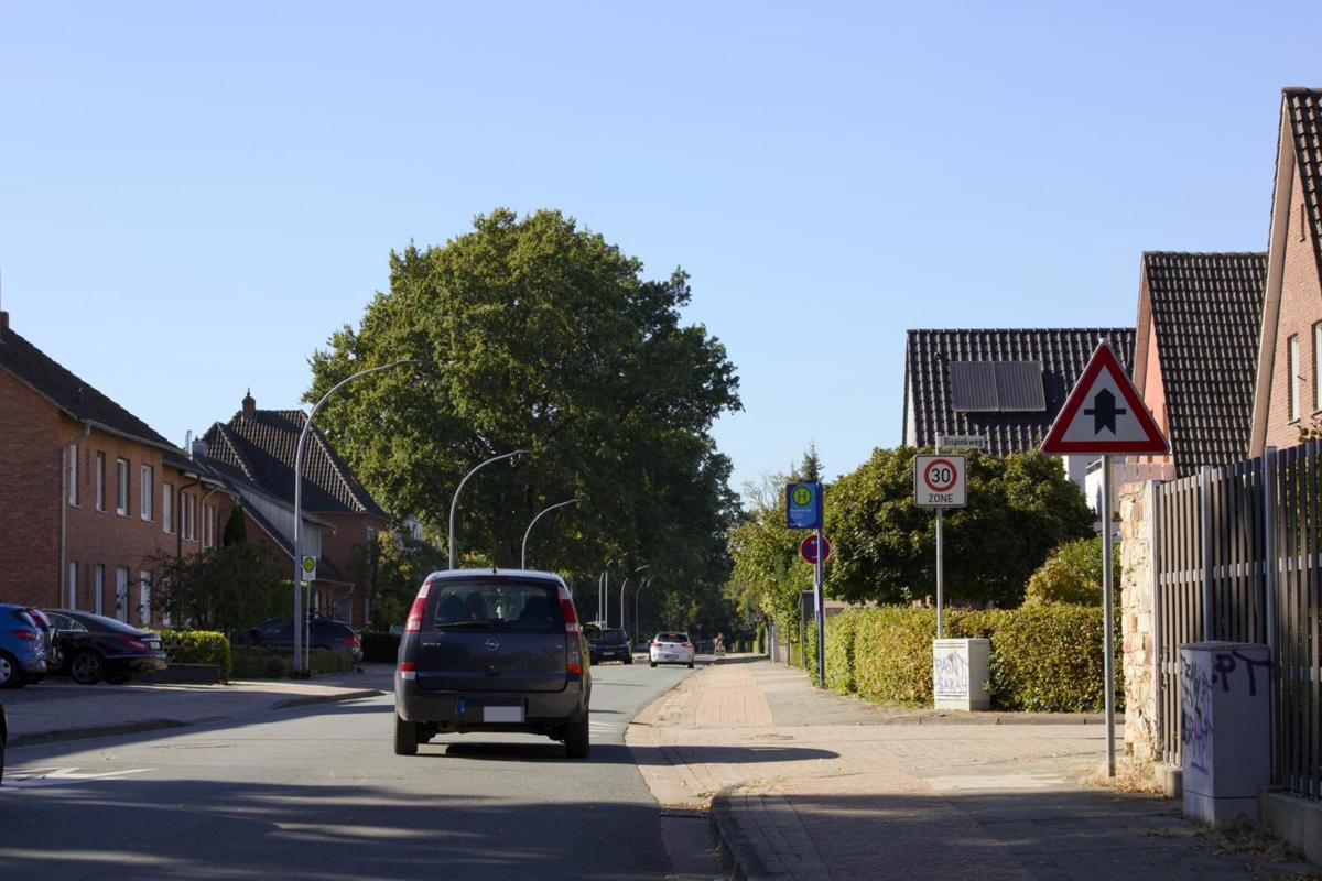 Anlieger warnt vor Gefahr für Radfahrende
