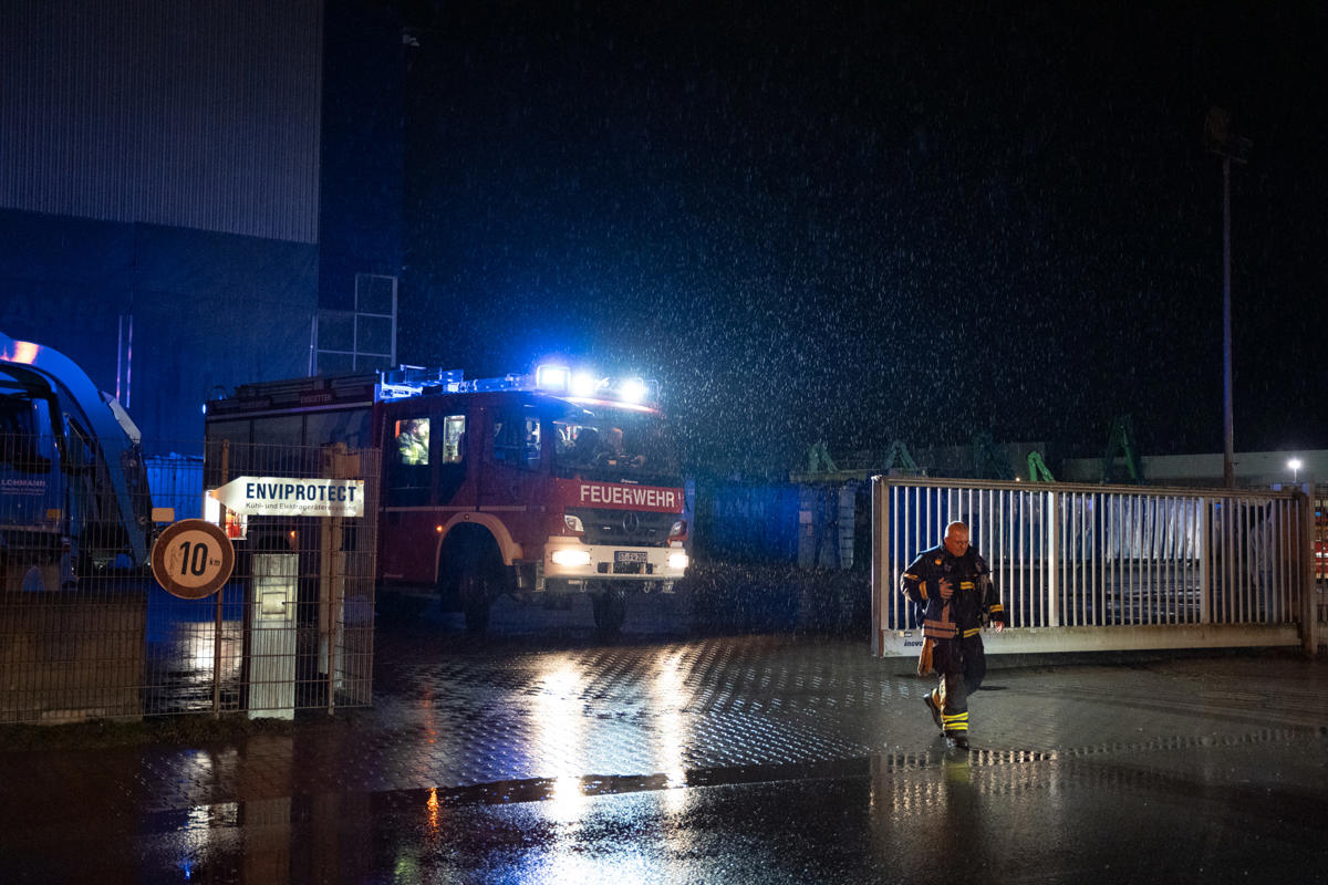 Lohmann: Box of electronic waste fully engulfed in flames