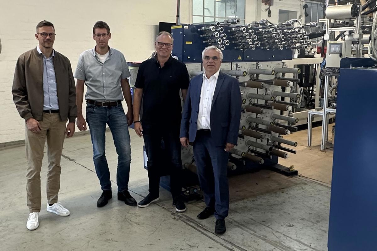 EWG und Stadt Rheine besuchen Firma Kümpers