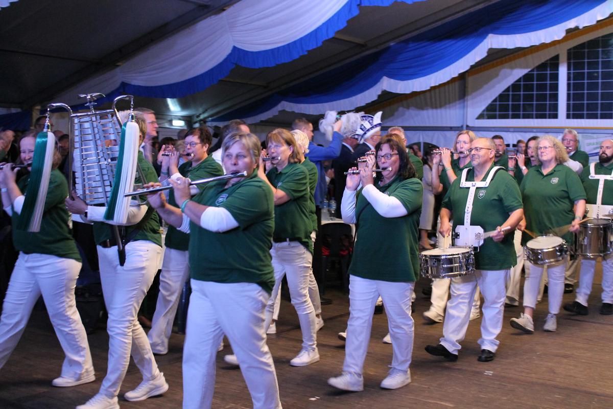 Spielmannszug Wadelheim feiert 75. Geburtstag