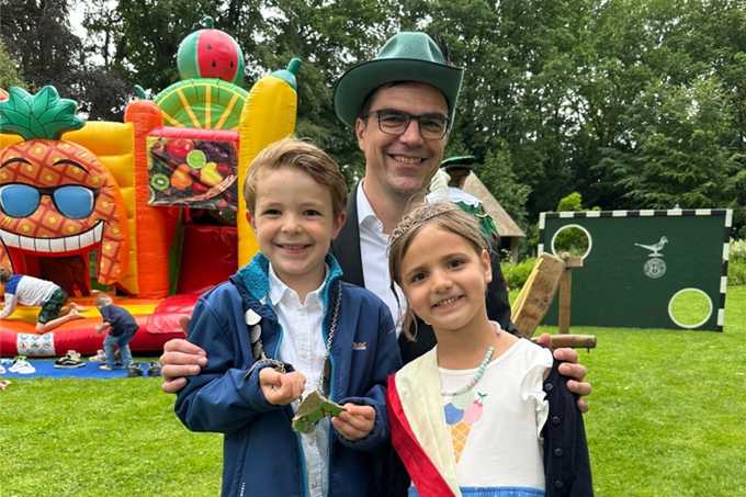 Michael Specking jr. und Romy Naarmann sind das neue Kinderkönigspaar.