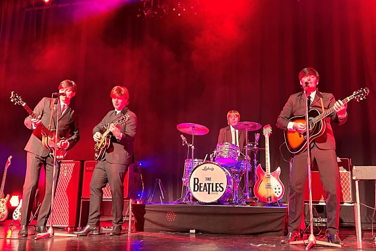 Ein Hauch von Beatles-Mania in der Stadthalle