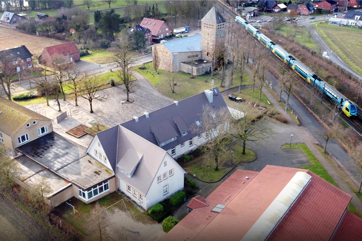 New attempt at a village center