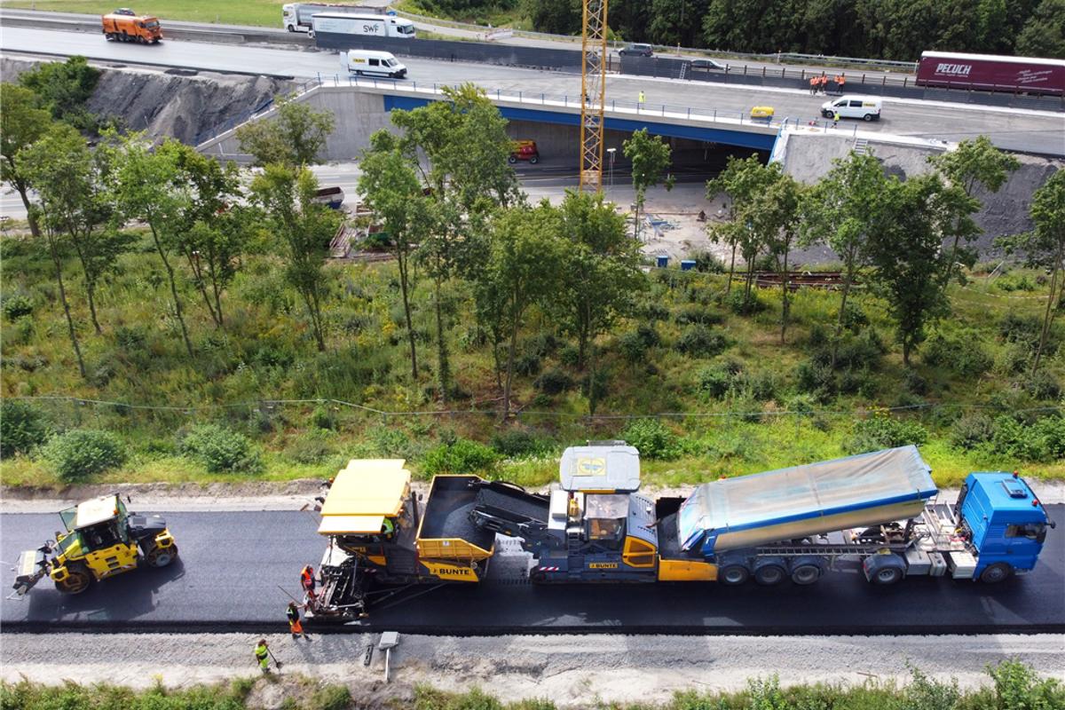Sanierungs-Halbzeit auf der A30