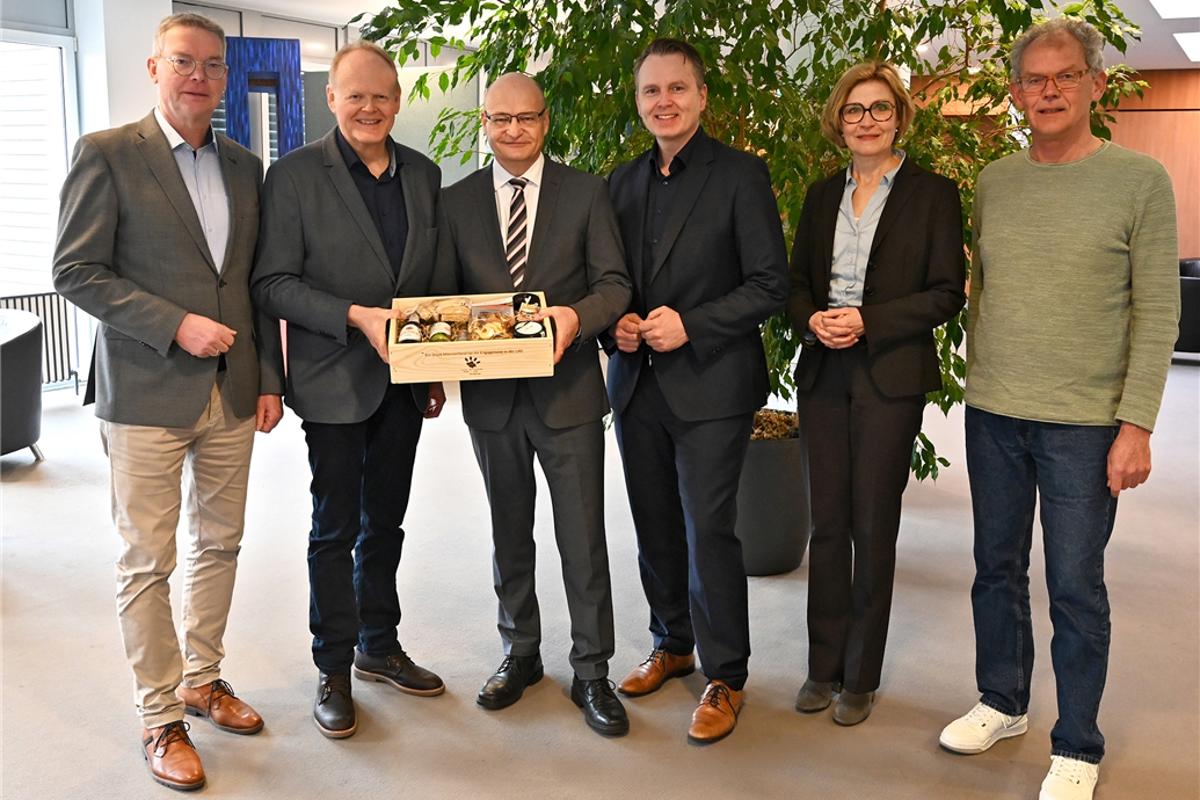 Manfred Kluthe succeeds Robert Wenking