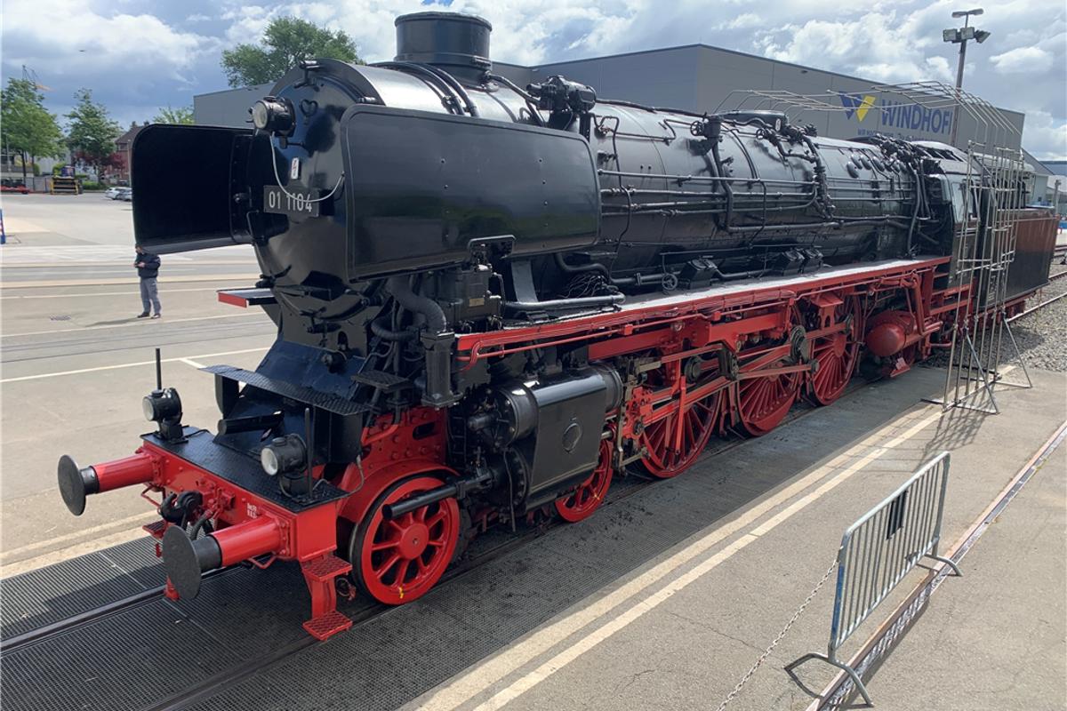 Dampfsonderzug hält wieder in Rheine
